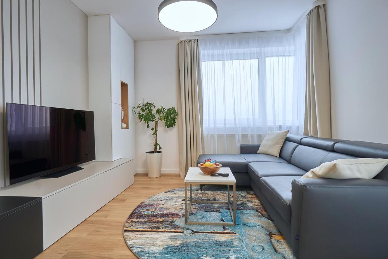 The Gatsby Apartment โปปรัด ภายนอก รูปภาพ